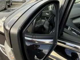 Ford Kuga (2019) thumbnail 16