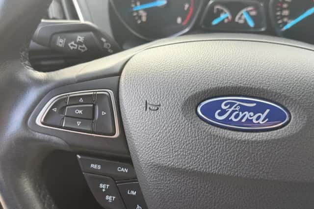 Ford Kuga (2019) thumbnail 21