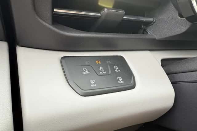 Ford Explorer (2026) thumbnail 17