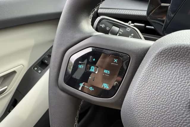 Ford Explorer (2026) thumbnail 18