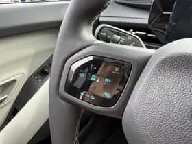Ford Explorer (2026) thumbnail 18