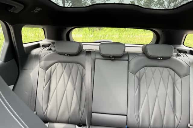 Ford Explorer (2026) thumbnail 33