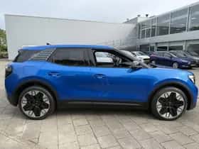 Ford Explorer (2026) thumbnail 6