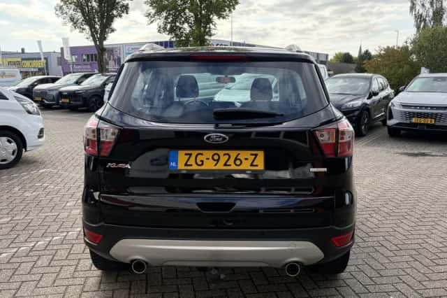 Ford Kuga (2019) thumbnail 6