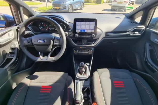 Ford Fiesta (2023) thumbnail 15