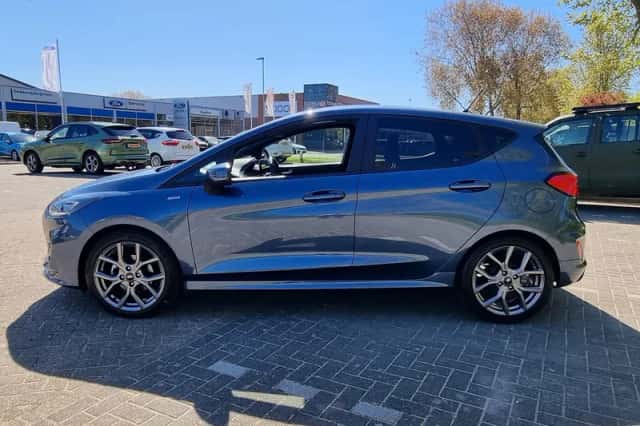 Ford Fiesta (2023) thumbnail 4