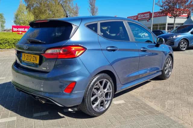 Ford Fiesta (2023) thumbnail 7
