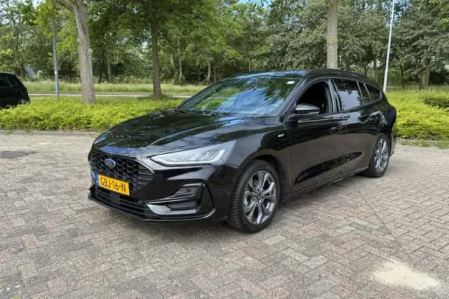 Ford Focus (2024) thumbnail 4