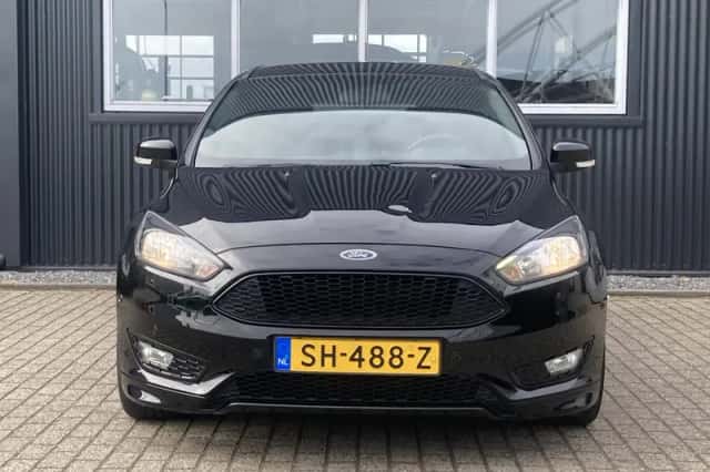 Ford Focus (2018) thumbnail 5