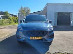 Ford Kuga (2023) thumbnail 2