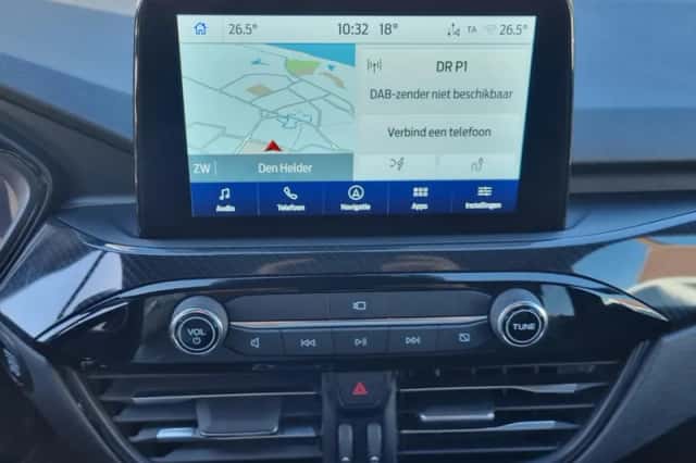 Ford Kuga (2023) thumbnail 23