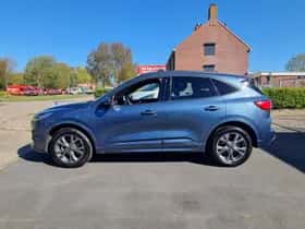 Ford Kuga (2023) thumbnail 4