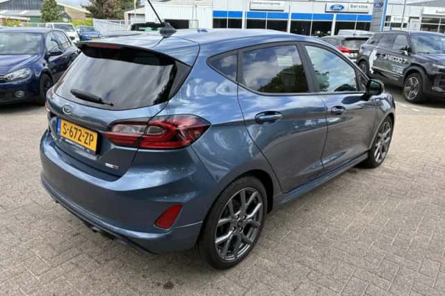 Ford Fiesta (2023) thumbnail 5