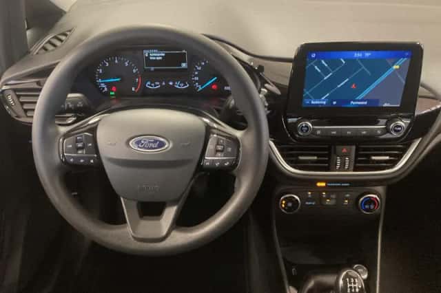 Ford Fiesta (2018) thumbnail 12