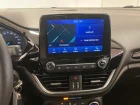 Ford Fiesta (2018) thumbnail 16