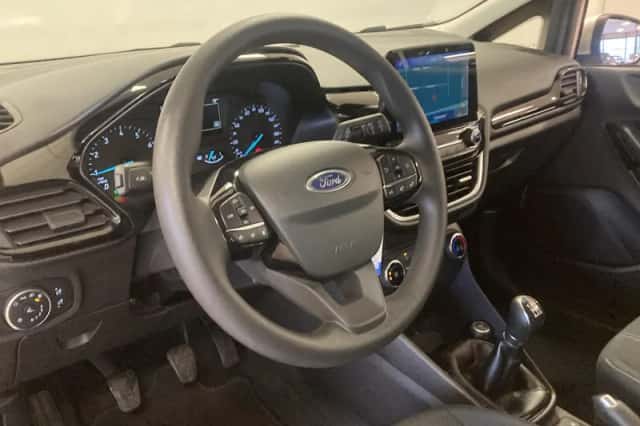 Ford Fiesta (2018) thumbnail 7