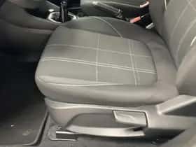 Ford Fiesta (2018) thumbnail 9