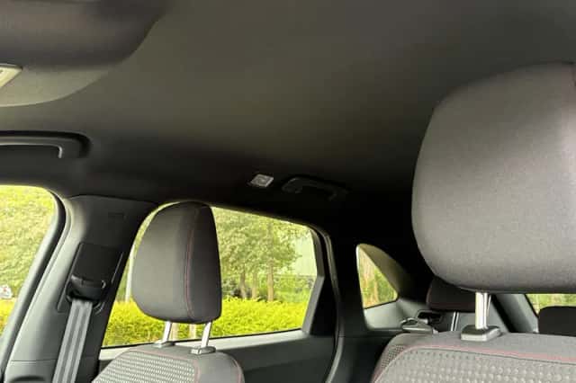 Ford Kuga (2023) thumbnail 3