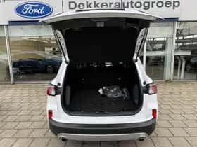 Ford Kuga (2021) thumbnail 29