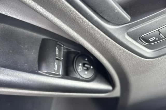 Ford Transit Connect (2022) thumbnail 2