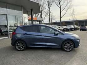 Ford Fiesta (2023) thumbnail 3