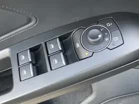 Ford Focus (2022) thumbnail 9