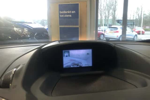 Ford Grand C-Max (2013) thumbnail 15
