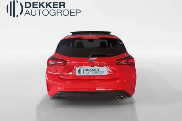 Ford Focus (2024) thumbnail 3