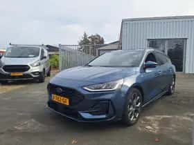 Ford Focus (2023) thumbnail 2