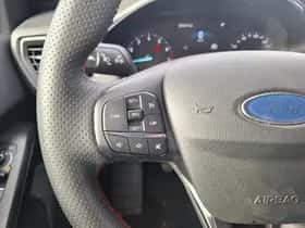 Ford Focus (2023) thumbnail 11