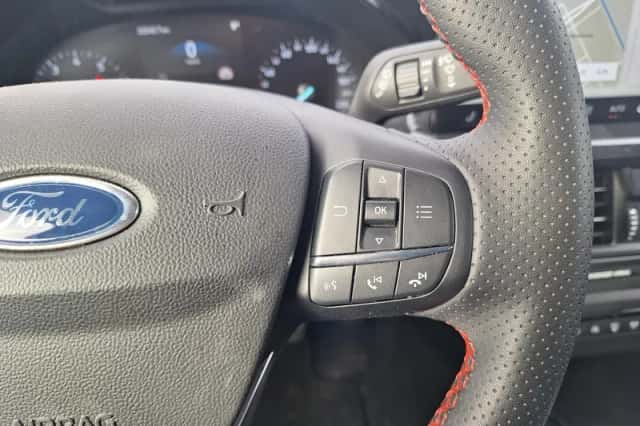 Ford Focus (2023) thumbnail 13