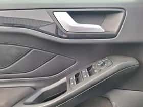 Ford Focus (2023) thumbnail 23