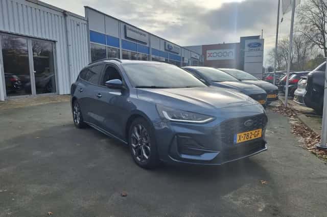 Ford Focus (2023) thumbnail 4
