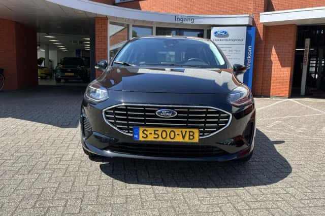 Ford Fiesta (2023) thumbnail 3