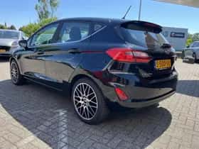 Ford Fiesta (2023) thumbnail 5