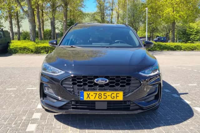 Ford Focus (2023) thumbnail 2