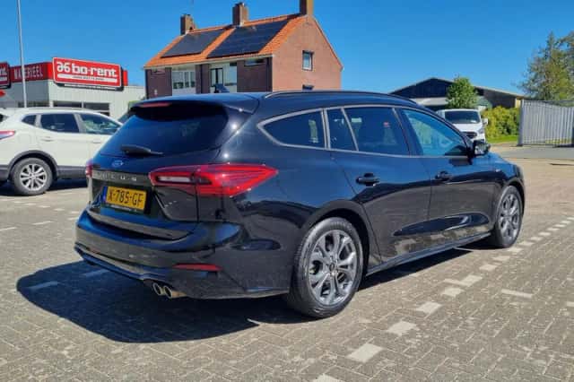 Ford Focus (2023) thumbnail 7