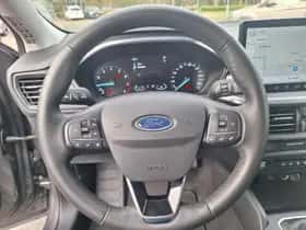 Ford Focus (2023) thumbnail 12
