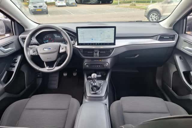 Ford Focus (2023) thumbnail 14