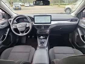 Ford Focus (2023) thumbnail 14