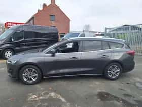 Ford Focus (2023) thumbnail 6