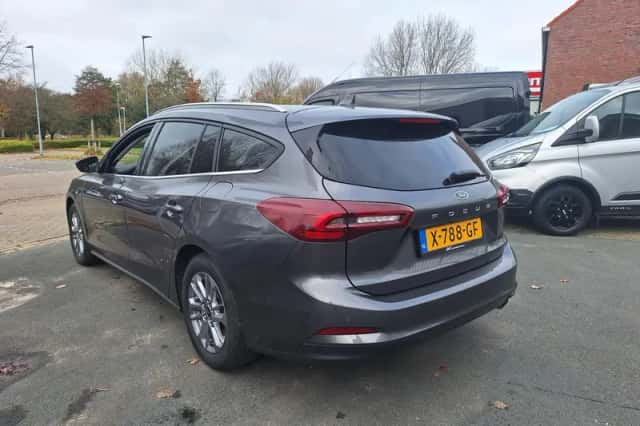 Ford Focus (2023) thumbnail 7