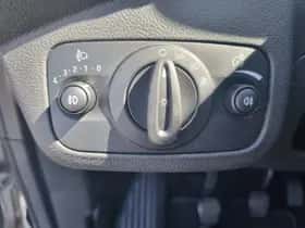 Ford C-Max (2017) thumbnail 13
