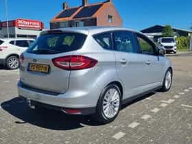 Ford C-Max (2017) thumbnail 24