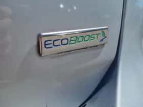 Ford C-Max (2017) thumbnail 25