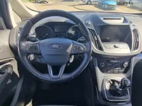 Ford C-Max (2017) thumbnail 9