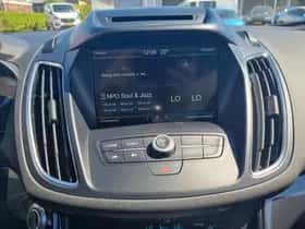 Ford C-Max (2017) thumbnail 10