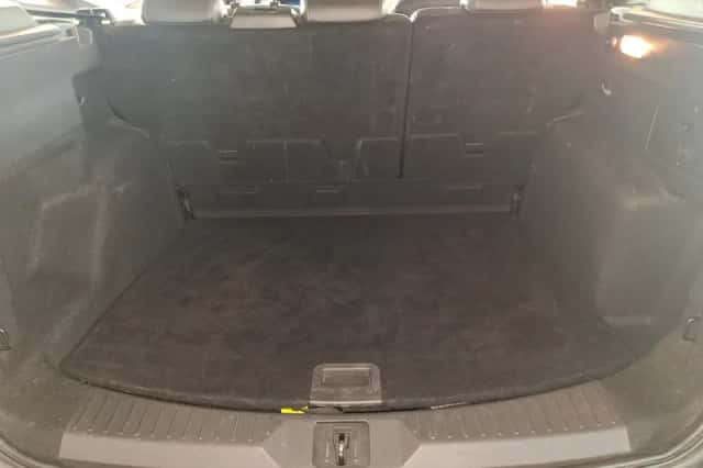 Ford Kuga (2015) thumbnail 11