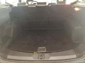 Ford Kuga (2015) thumbnail 11