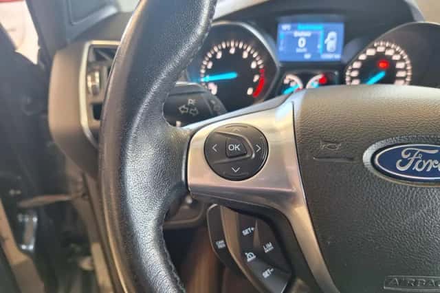 Ford Kuga (2015) thumbnail 19